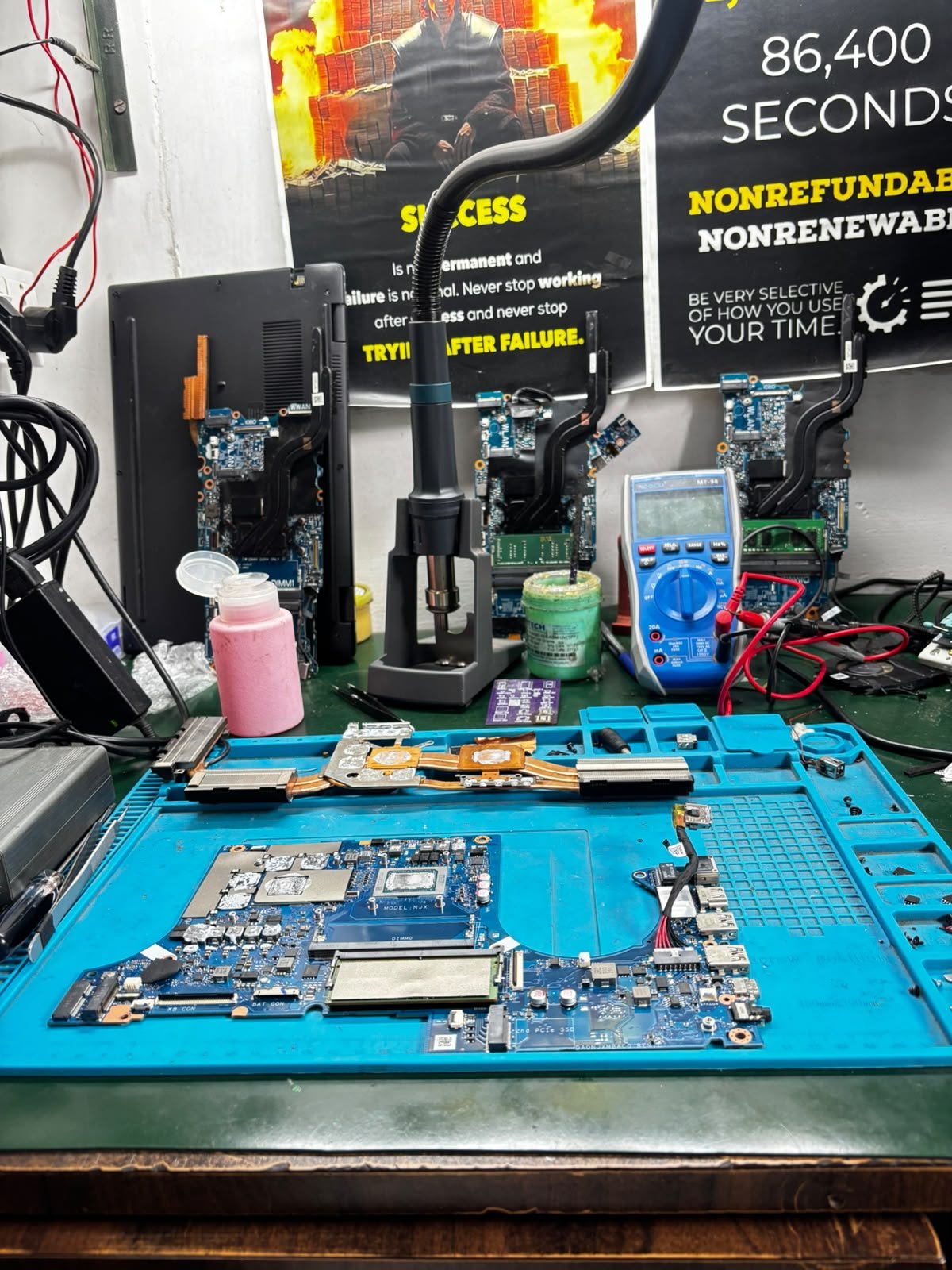 Laptop motherboard repair bench
